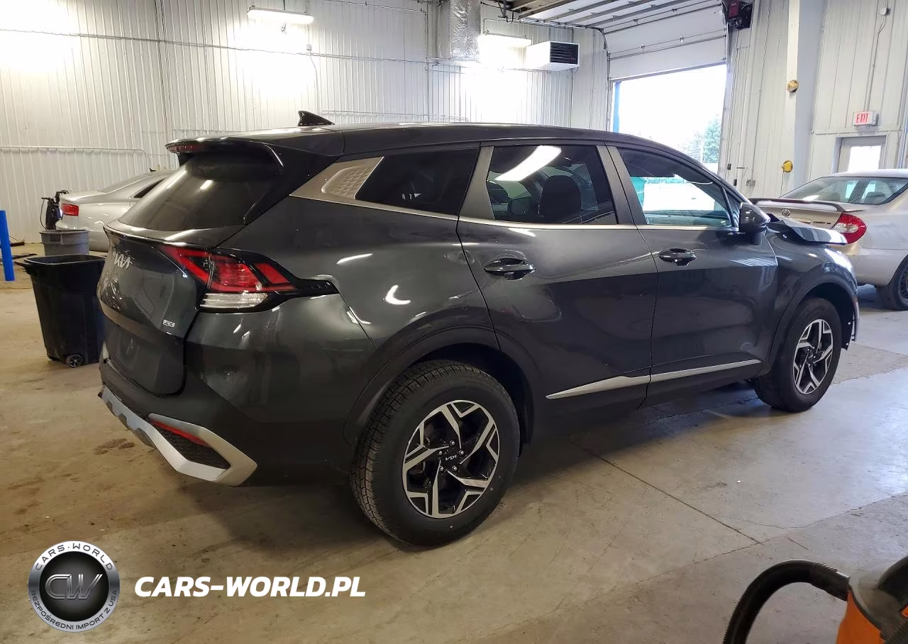 2024 Kia Sportage Lx VIN:KNDPUCDF2R7235667 - 3