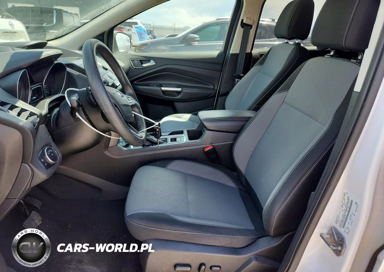 2017 Ford Escape Se VIN:1FMCU9GD8HUB61890 - 7