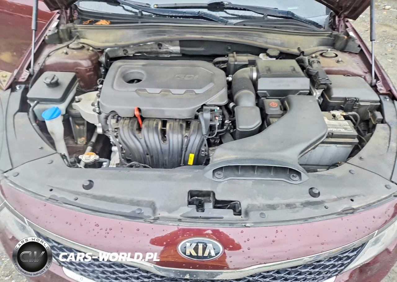 2018 Kia Optima Lx VIN:5XXGT4L35JG226652 - 11