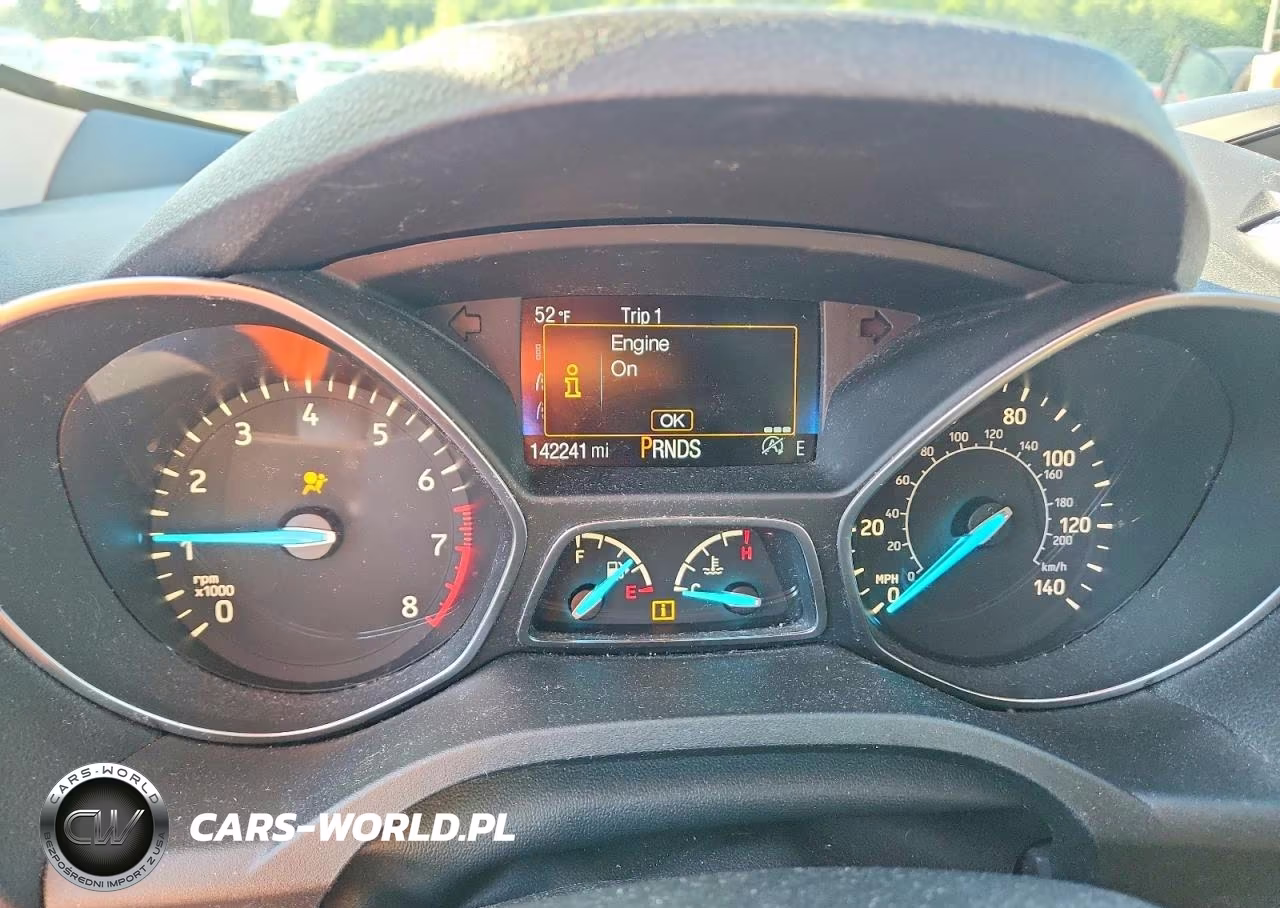 2017 Ford Escape Se VIN:1FMCU0GDXHUA92373 - 9