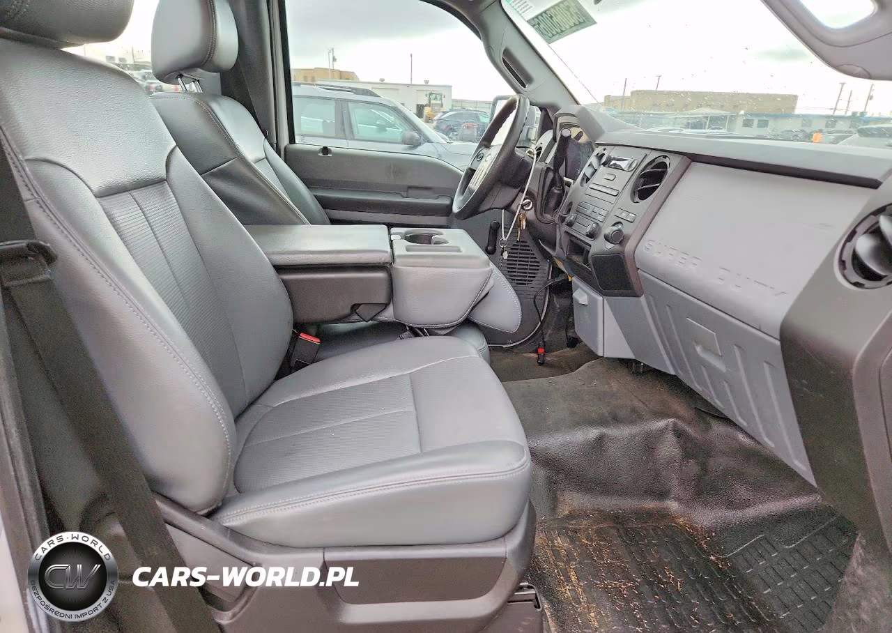 2013 Ford F250 Super Duty VIN:1FTBF2A62DEA64782 - 10
