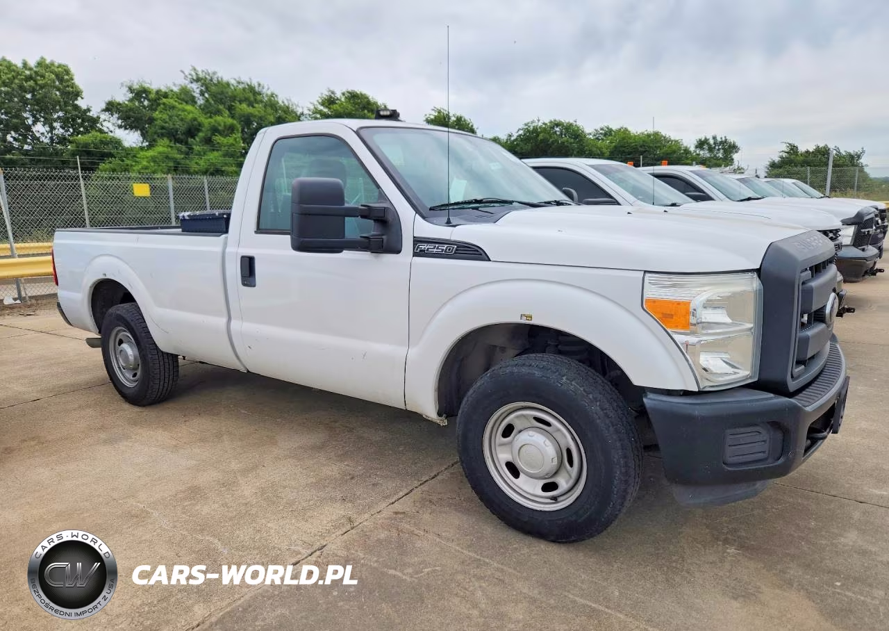 2013 Ford F250 Super Duty VIN:1FTBF2A62DEA64782 - 4