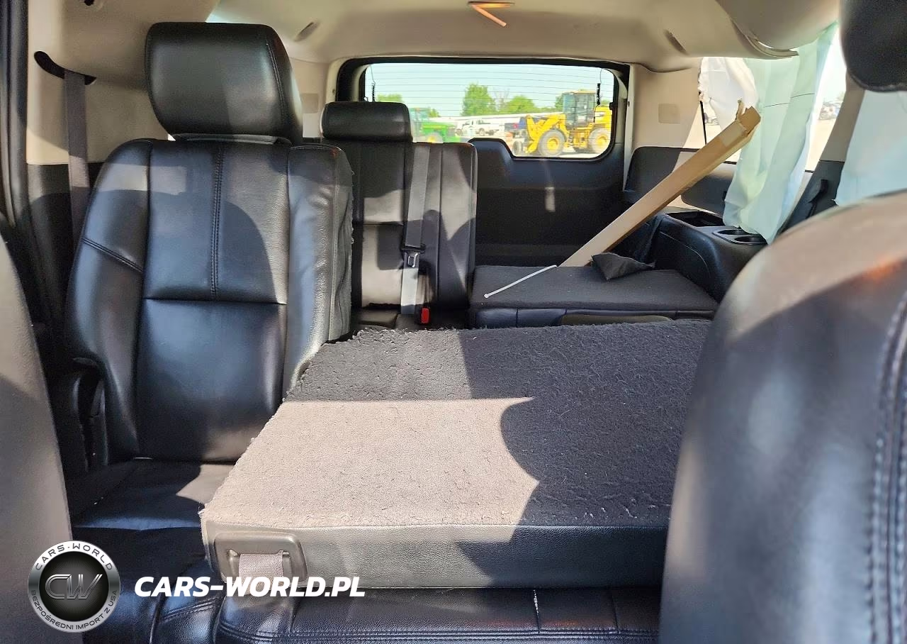 2014 Chevrolet Suburban K1500 Lt VIN:1GNSKJE70ER103363 - 10