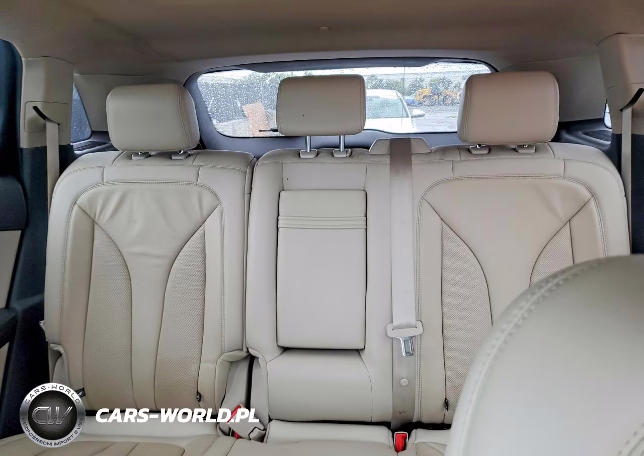 2019 Lincoln Nautilus Select VIN:2LMPJ6K95KBL35282 - 10