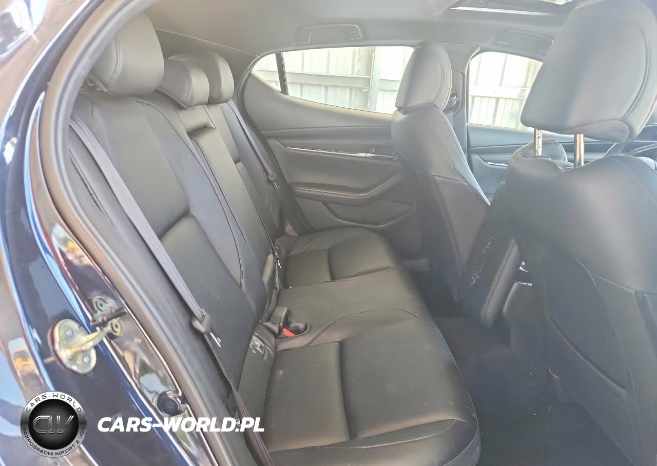 2022 Mazda 3 Preferred VIN:JM1BPBLL1N1517024 - 11