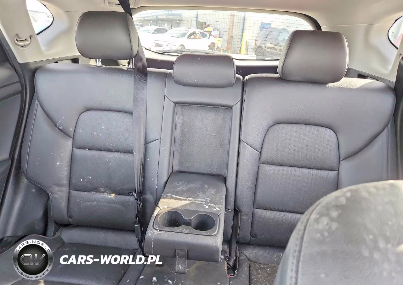2018 Hyundai Tucson VIN:KM8J33A42JU633006 - 10