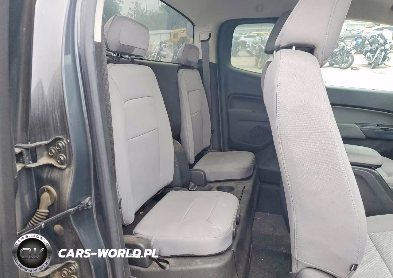 2017 Chevrolet Colorado VIN:1GCHSBEAXH1256680 - 10