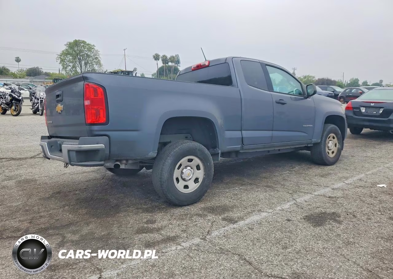 2017 Chevrolet Colorado VIN:1GCHSBEAXH1256680 - 3