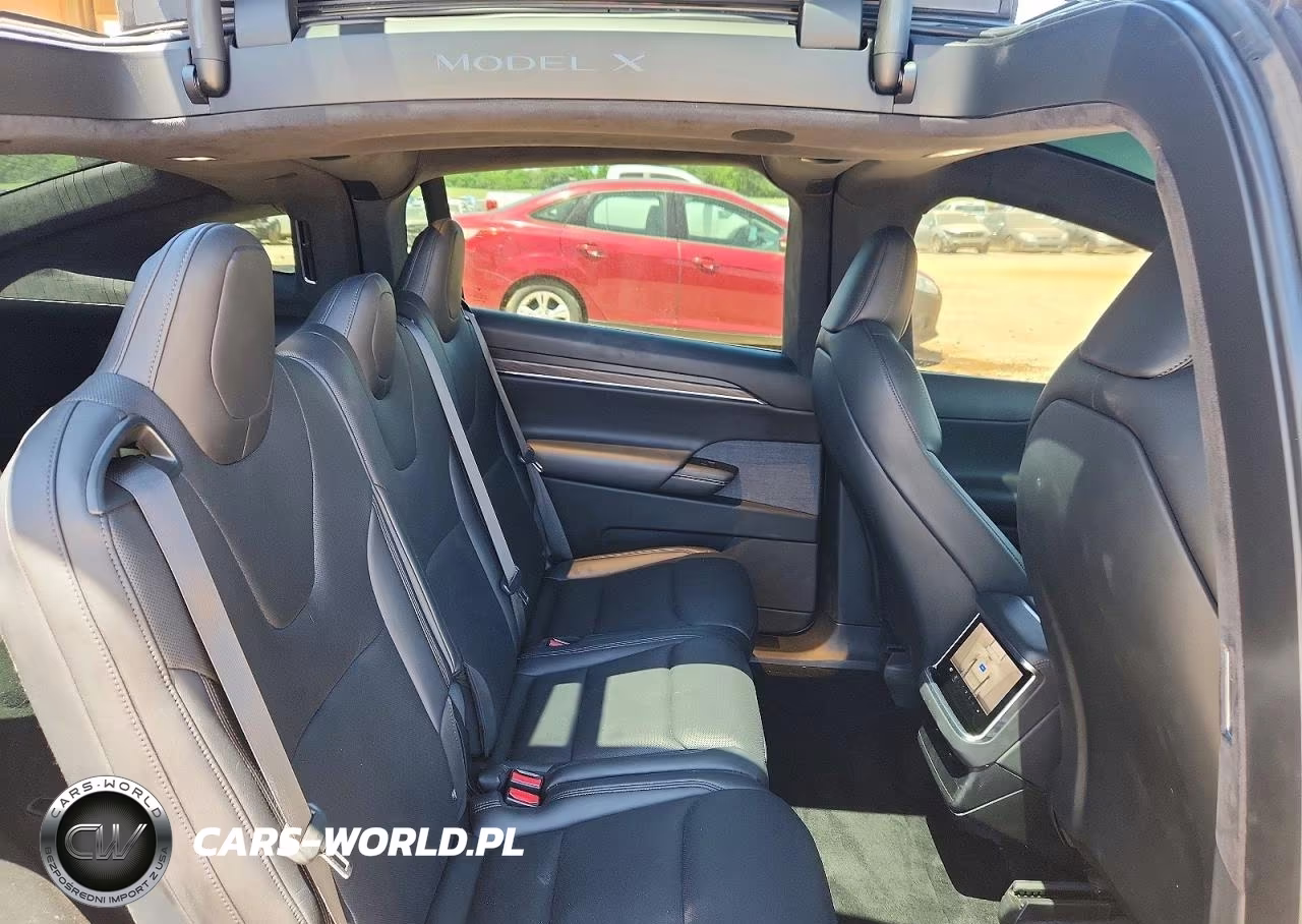 2022 Tesla Model X VIN:7SAXCAE52NF341119 - 11