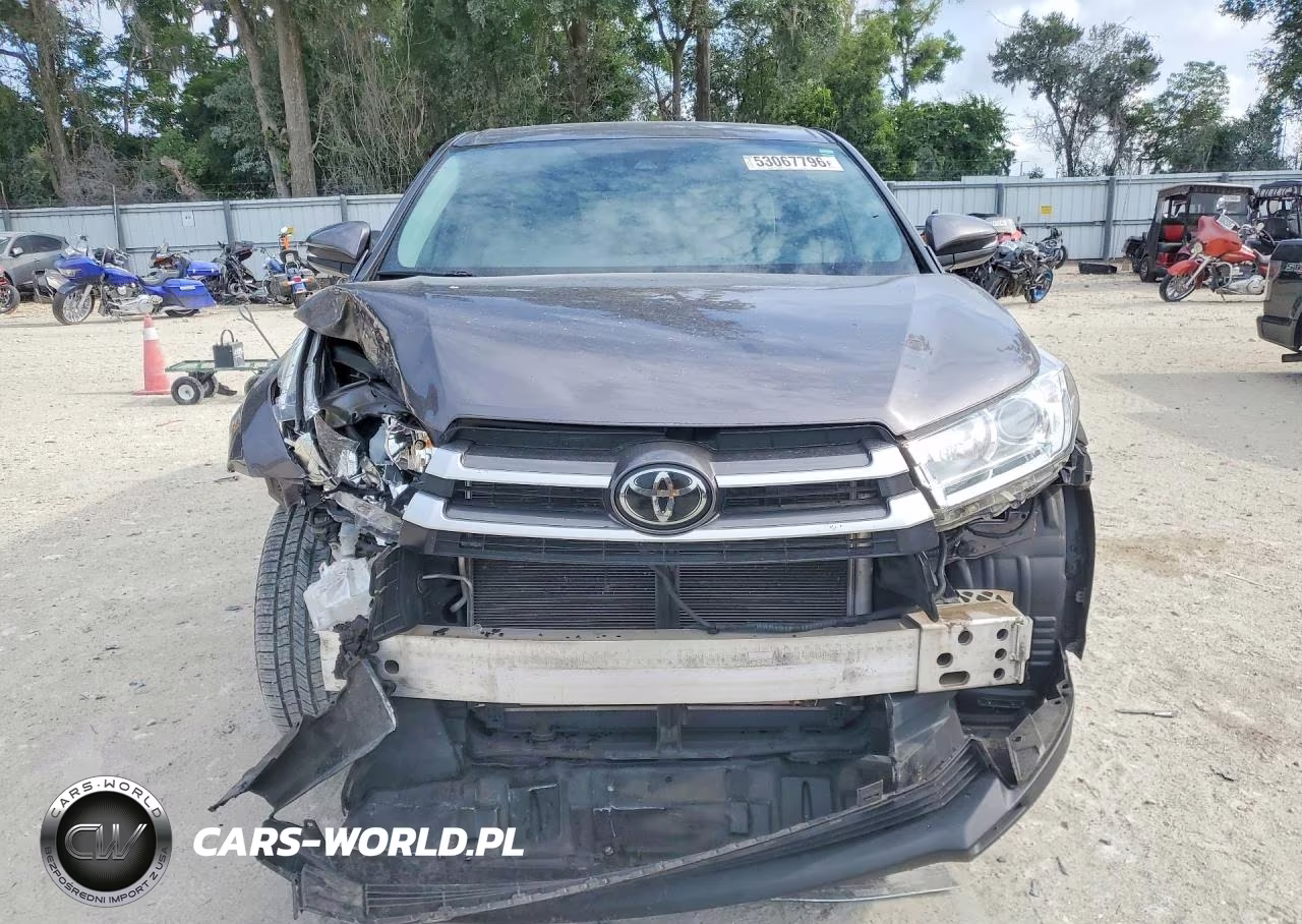 2019 Toyota Highlander Le VIN:5TDZARFH4KS060658 - 5