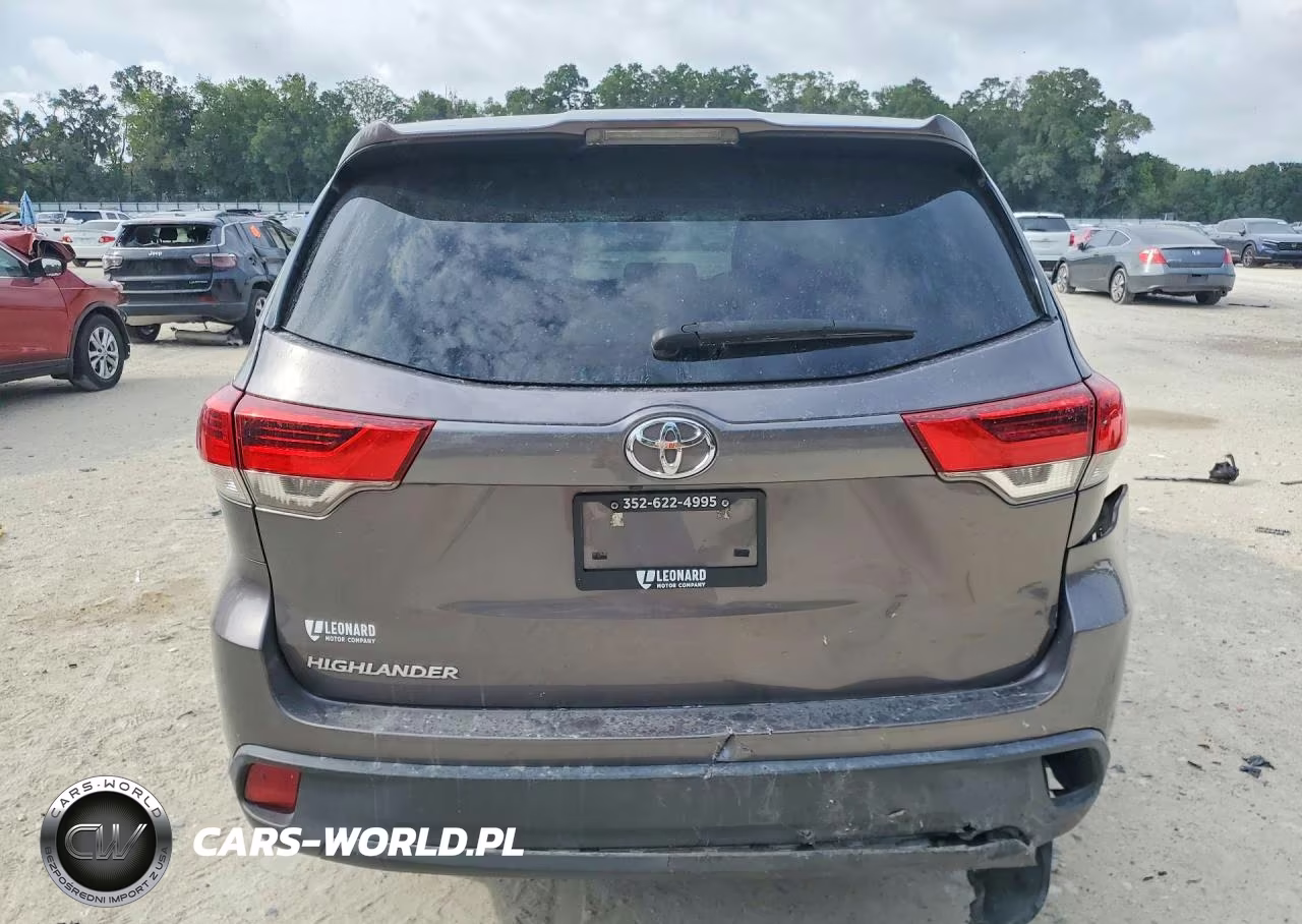 2019 Toyota Highlander Le VIN:5TDZARFH4KS060658 - 6