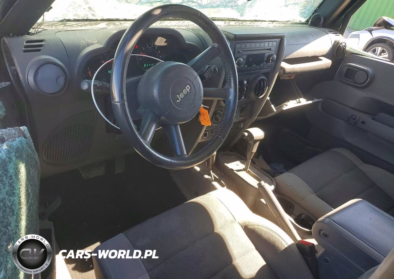 2007 Jeep Wrangler X VIN:1J4GA39137L157243 - 8