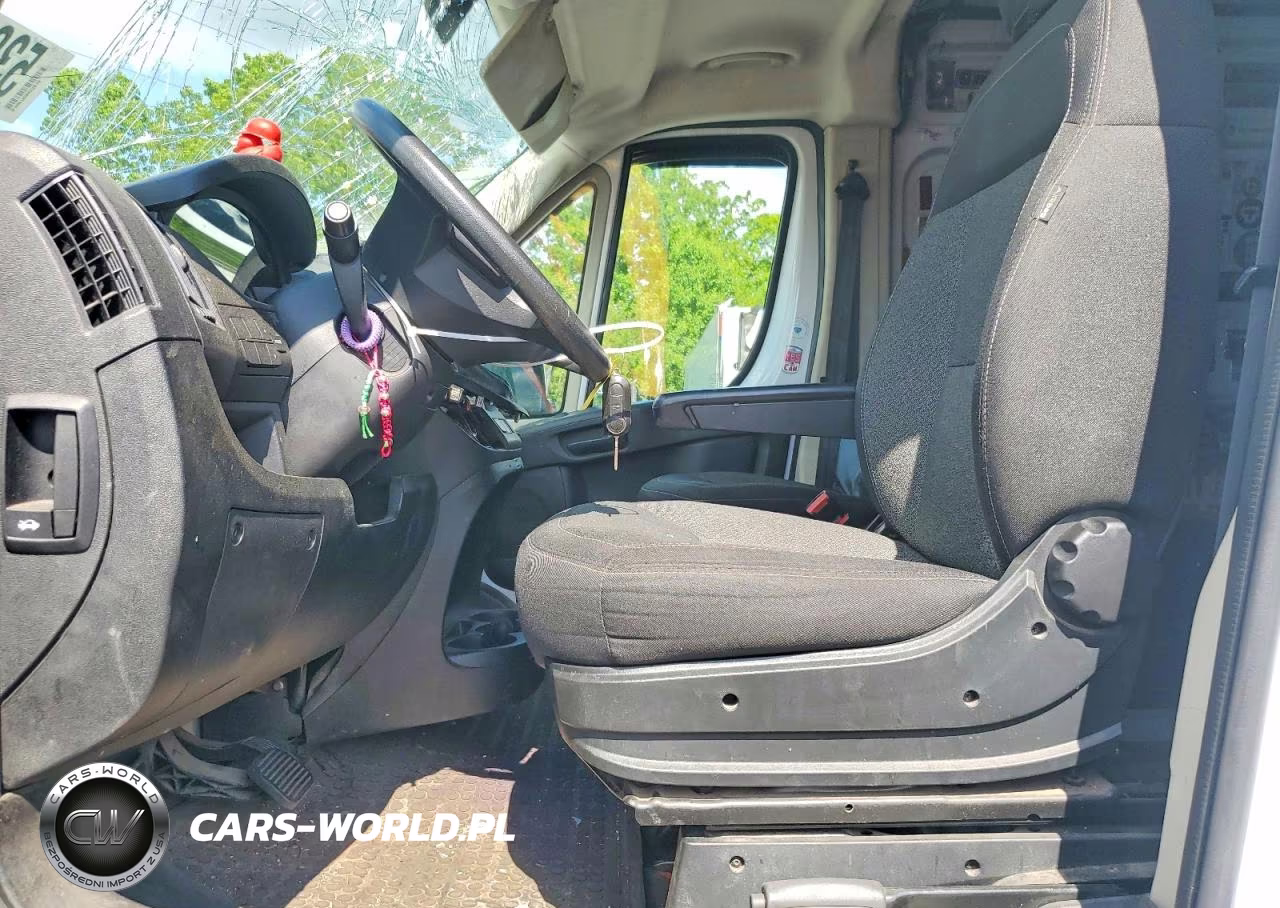 2018 Ram Promaster 2500 Delivery Van VIN:3C6TRVDG6JE147754 - 7