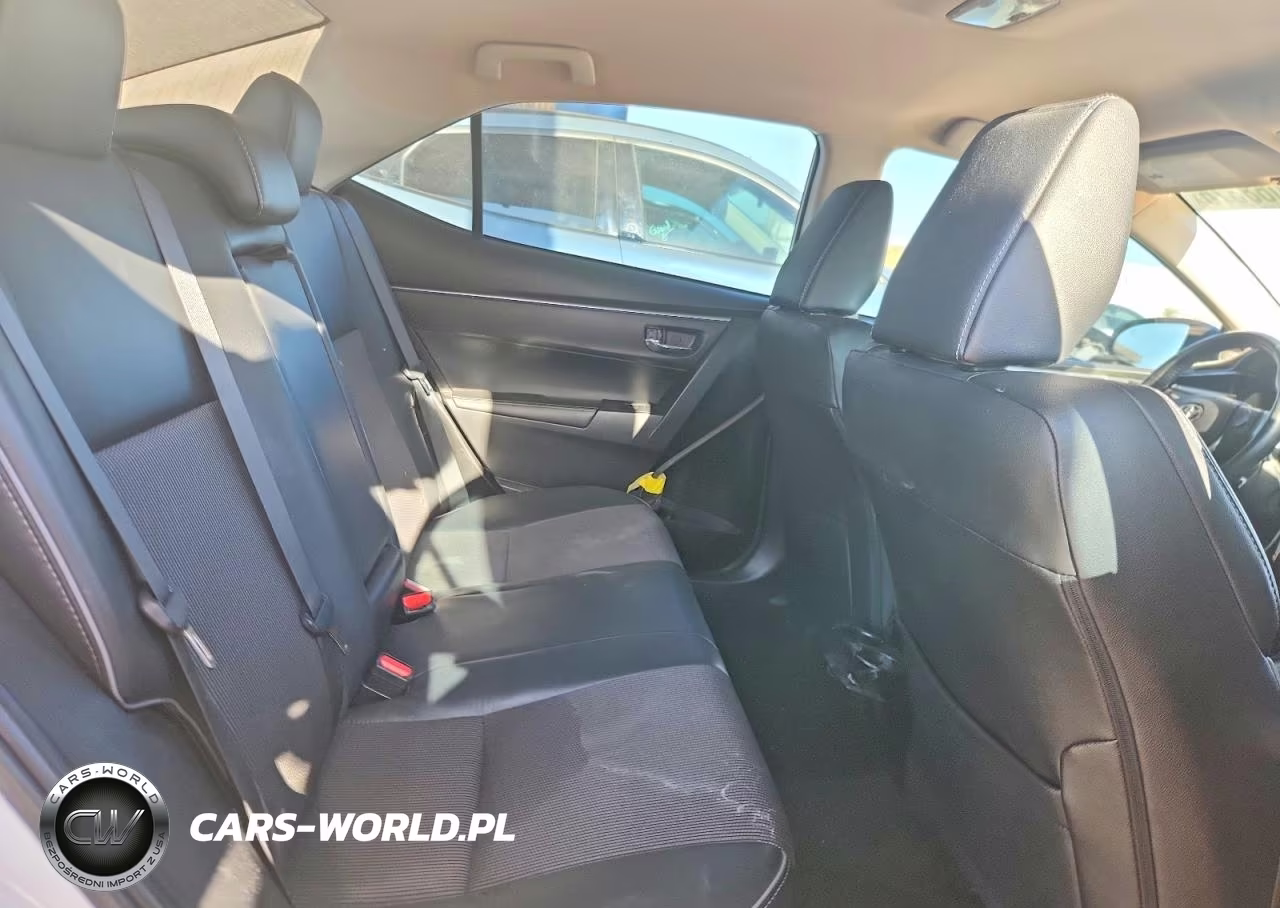 2015 Toyota Corolla S Plus VIN:5YFBURHE1FP308701 - 10