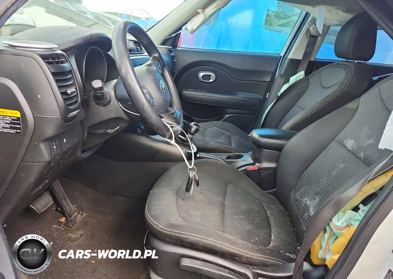 2016 Kia Soul + VIN:KNDJP3A54G7406165 - 7