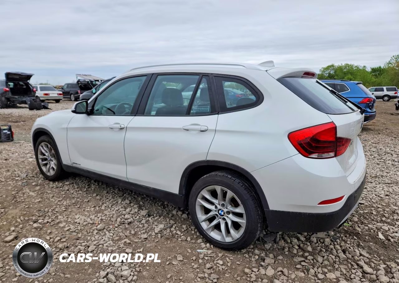 2015 BMW X1 VIN:WBAVL1C59FVY31810 - 2