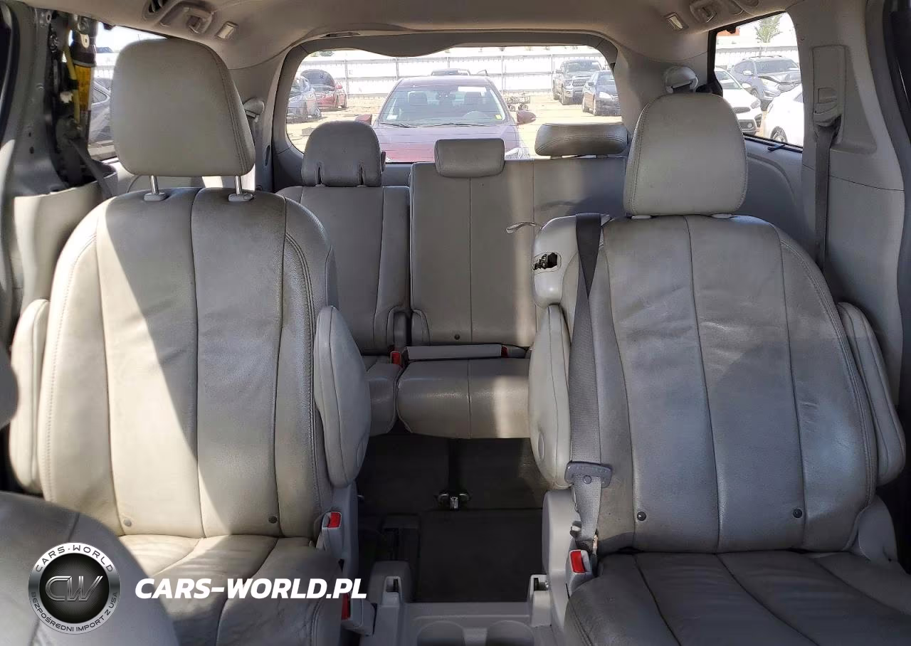 2014 Toyota Sienna Xle 8-Passenger VIN:5TDYK3DC5ES467311 - 10