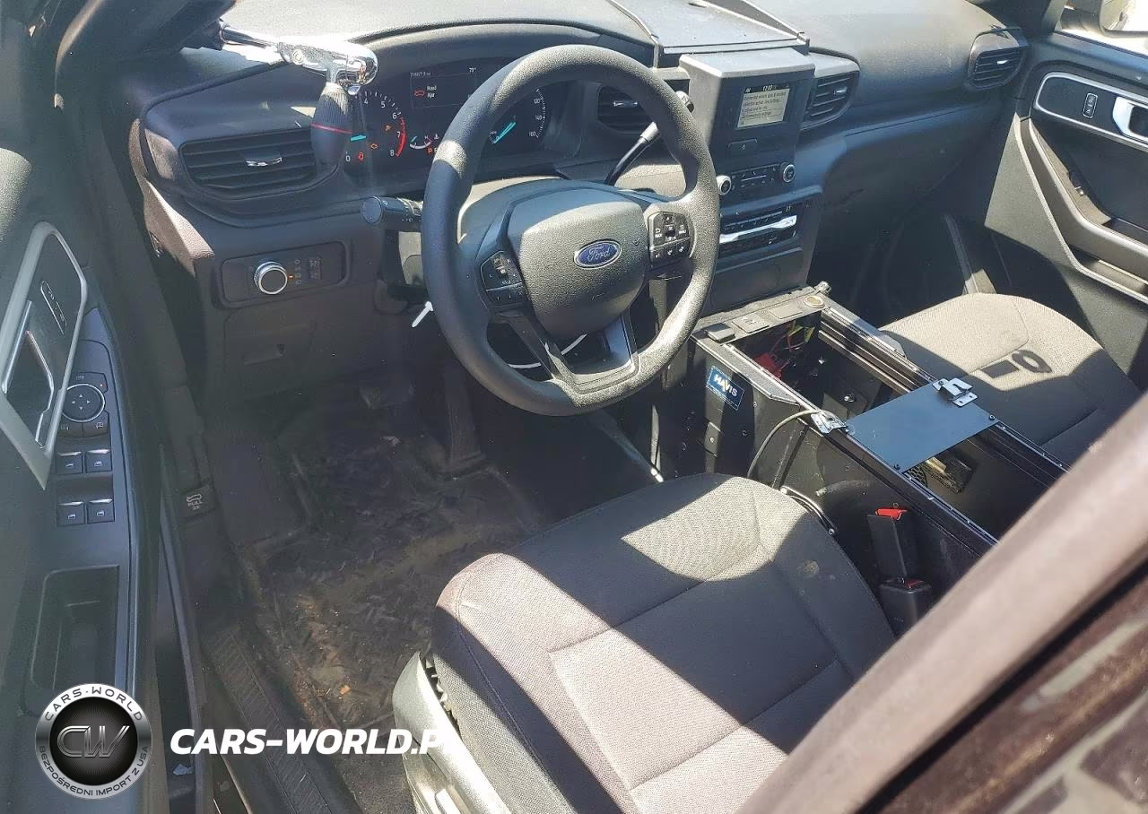 2023 Ford Explorer Police Interceptor VIN:1FM5K8AC5PGA17557 - 8