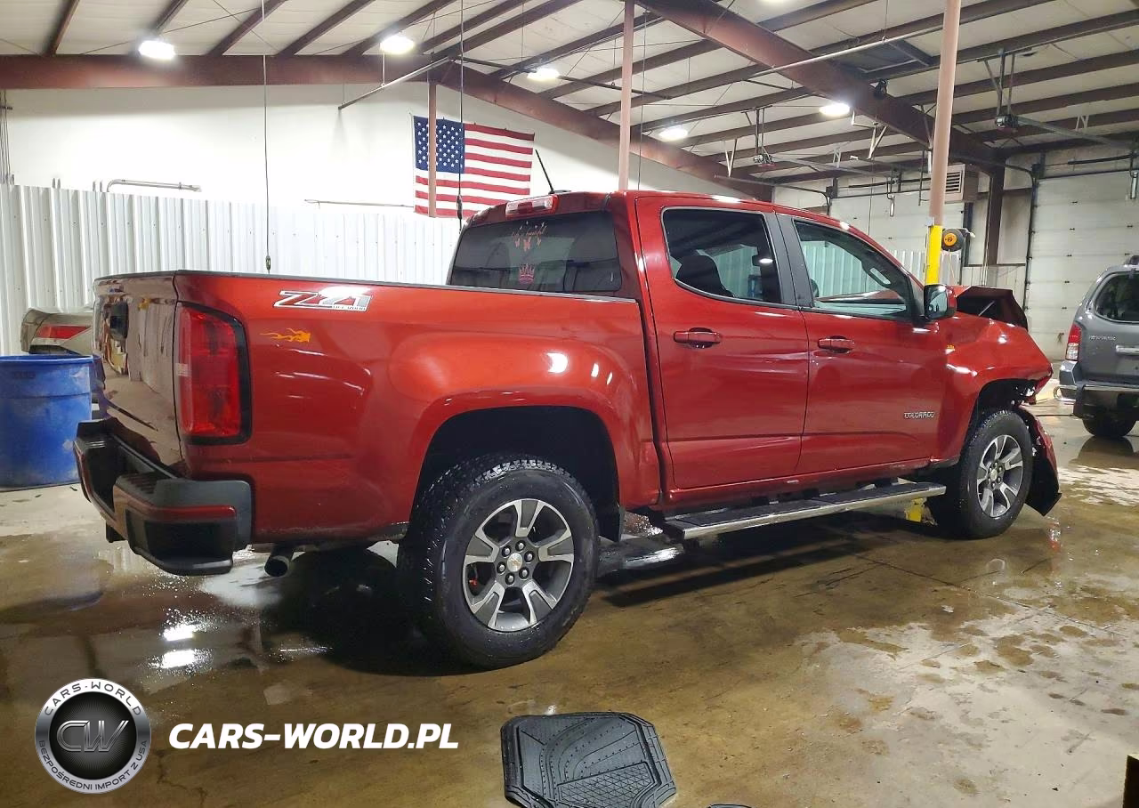 2015 Chevrolet Colorado Z71 VIN:1GCGTCE34F1207729 - 3
