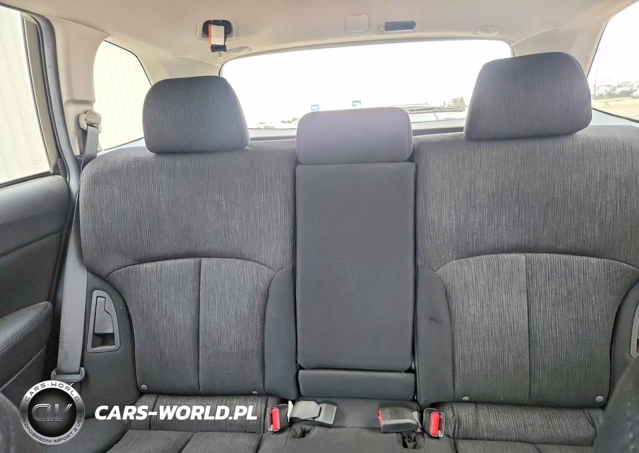 2014 Subaru Outback 2.5I Premium VIN:4S4BRBCC7E3235366 - 10