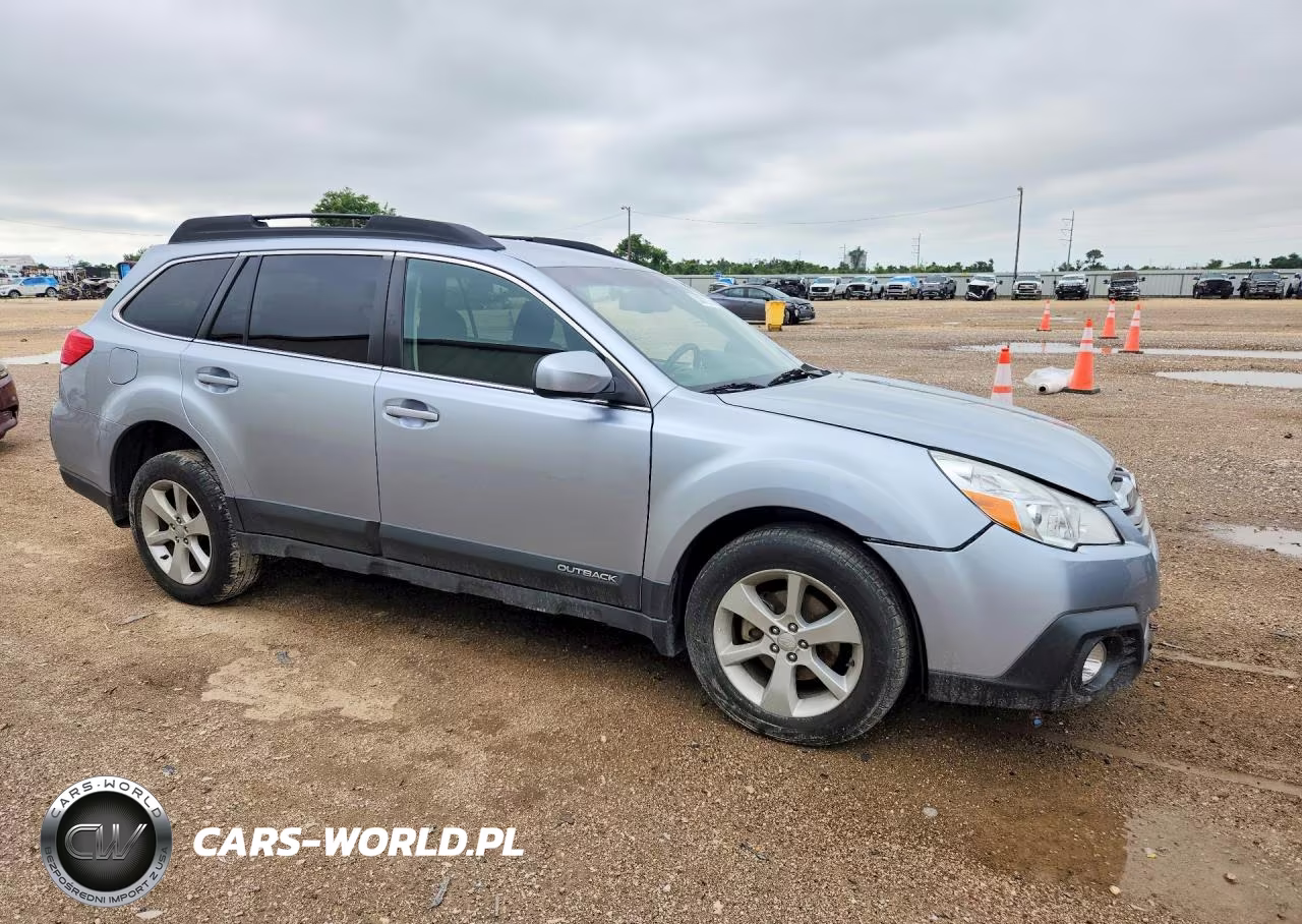 2014 Subaru Outback 2.5I Premium VIN:4S4BRBCC7E3235366 - 4