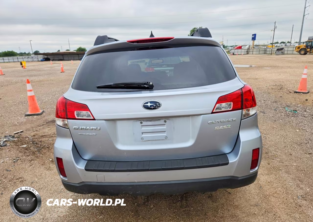 2014 Subaru Outback 2.5I Premium VIN:4S4BRBCC7E3235366 - 6