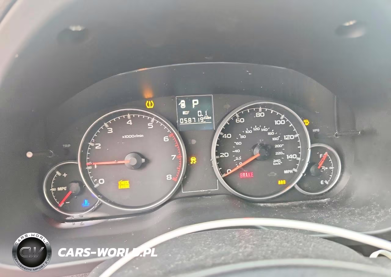 2014 Subaru Outback 2.5I Premium VIN:4S4BRBCC7E3235366 - 9
