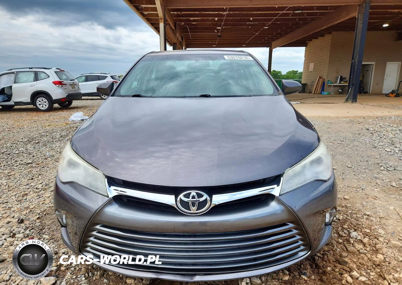 2017 Toyota Camry Le VIN:4T1BF1FK0HU394895 - 5