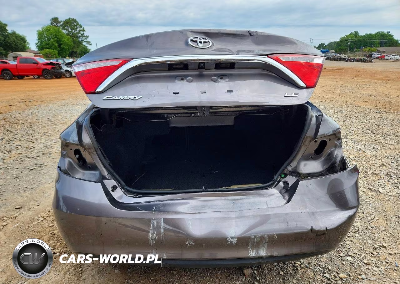 2017 Toyota Camry Le VIN:4T1BF1FK0HU394895 - 6