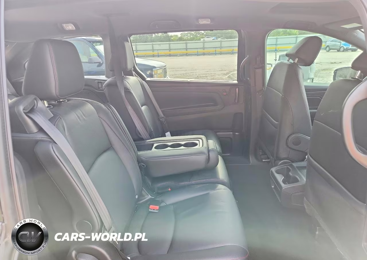 2025 Honda Odyssey Sport-L VIN:5FNRL6H7XSB024605 - 11