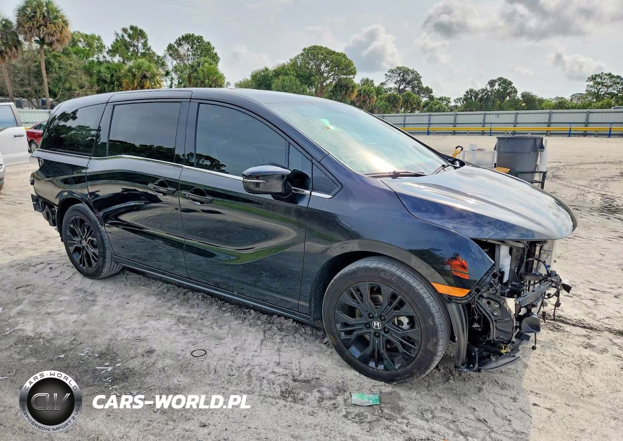 2025 Honda Odyssey Sport-L VIN:5FNRL6H7XSB024605 - 4