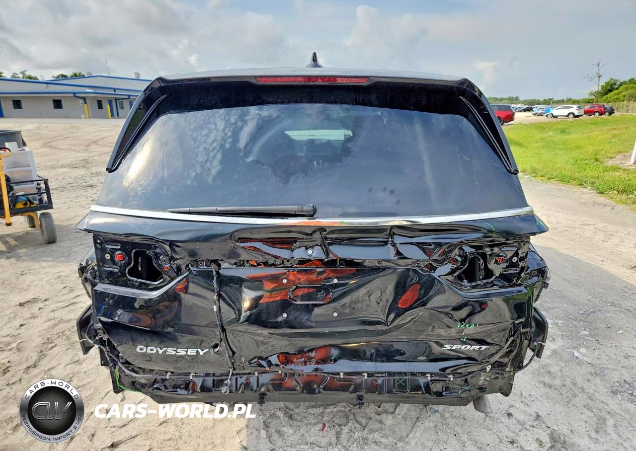 2025 Honda Odyssey Sport-L VIN:5FNRL6H7XSB024605 - 6