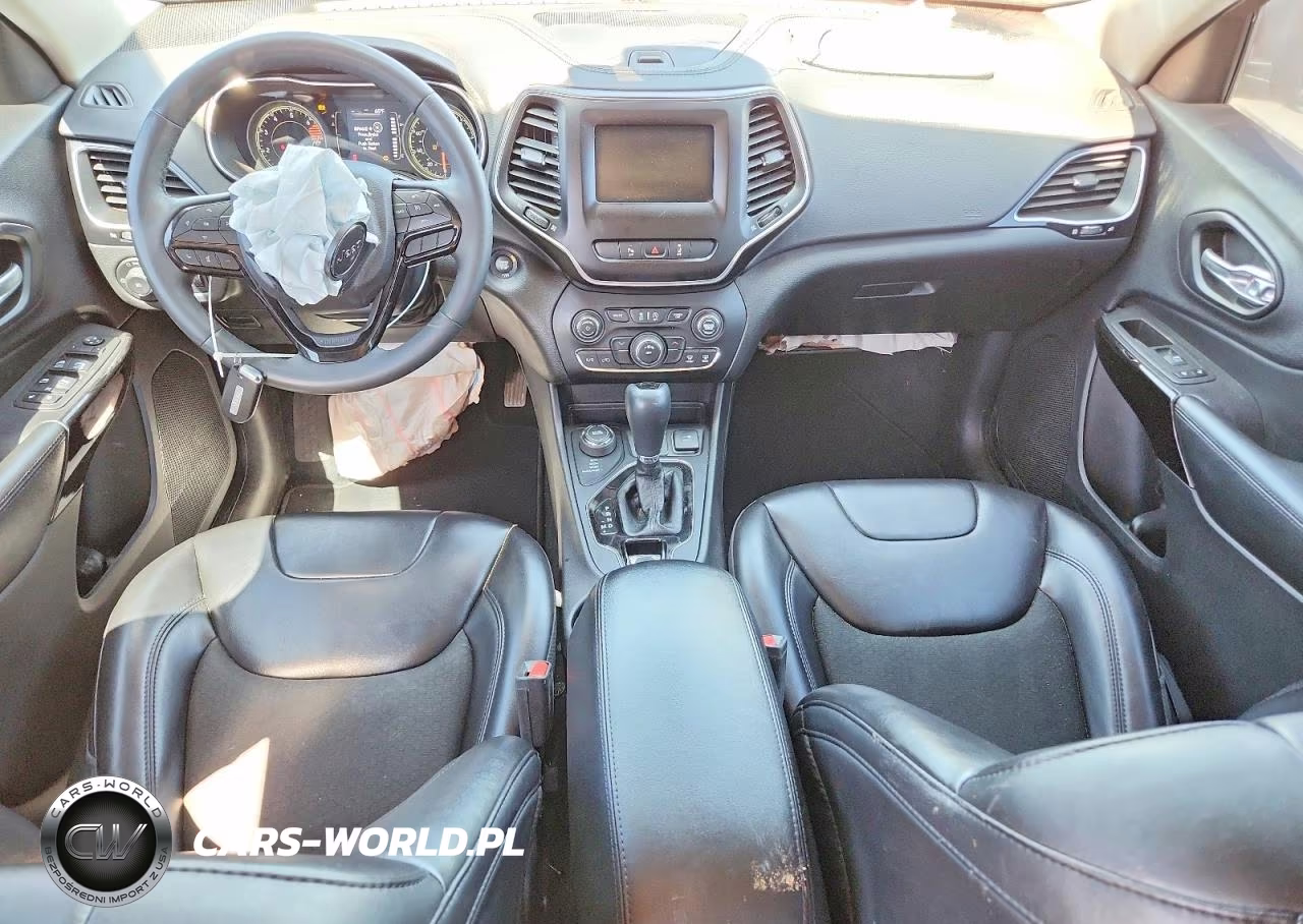 2021 Jeep Cherokee Latitude Plus VIN:1C4PJMLB3MD220246 - 8