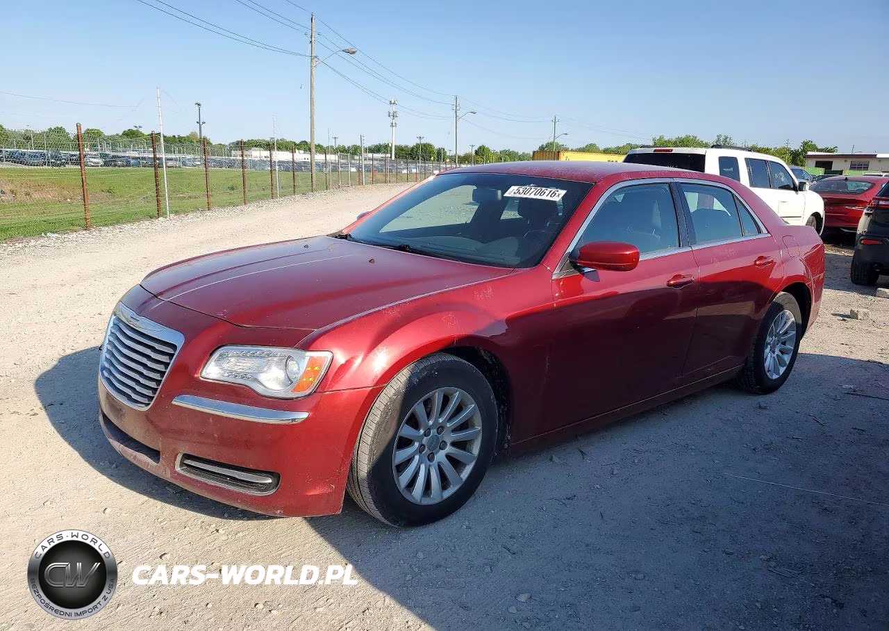 2012 Chrysler 300 4D 2Wd