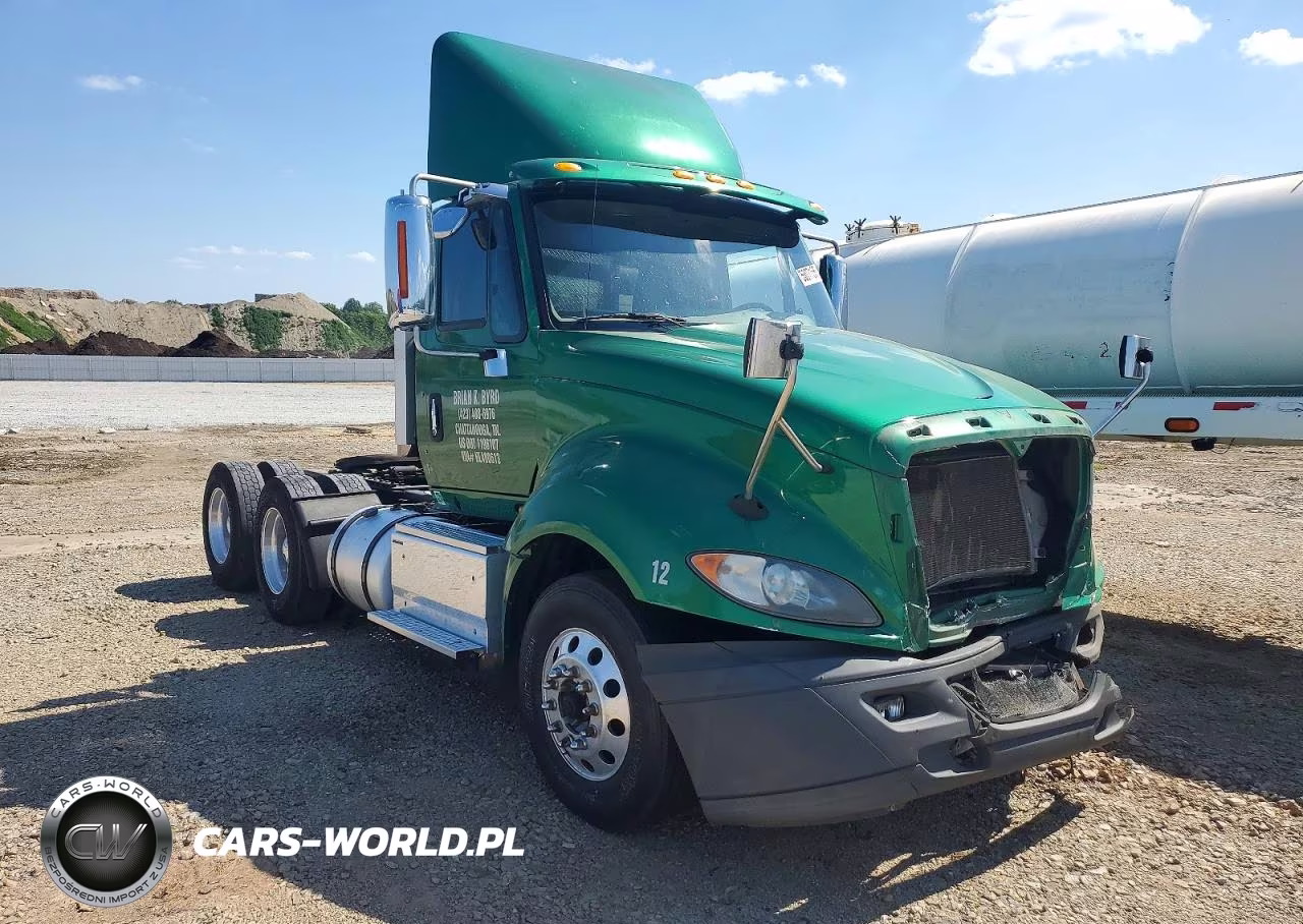 2017 International Prostar Semi Truck – zdjęcie 1 z 10