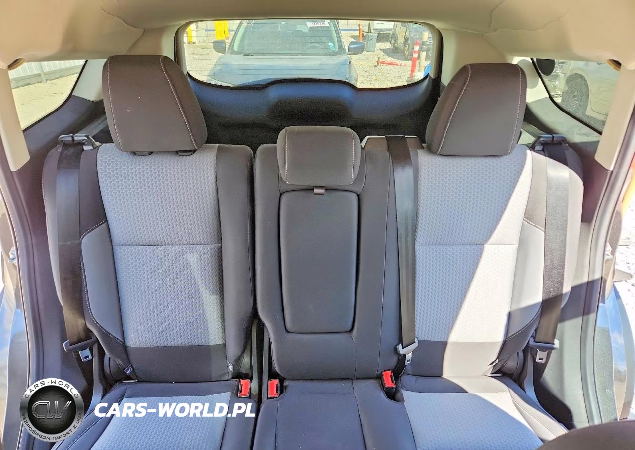 2017 Ford Escape Se VIN:1FMCU0GD5HUE04356 - 10