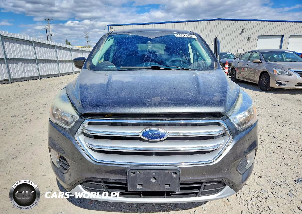 2017 Ford Escape Se VIN:1FMCU0GD5HUE04356 - 5