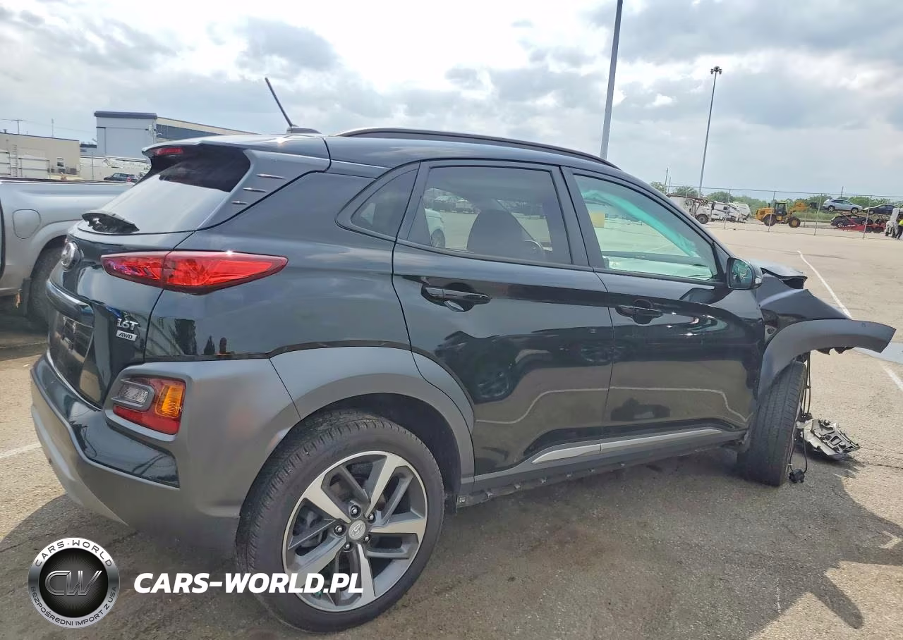 2018 Hyundai Kona Ultimate VIN:KM8K5CA57JU112676 - 3