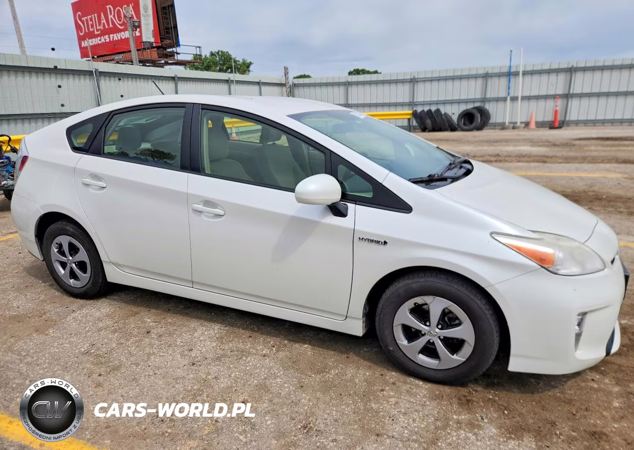 2012 Toyota Prius Three VIN:JTDKN3DU5C5433331 - 4