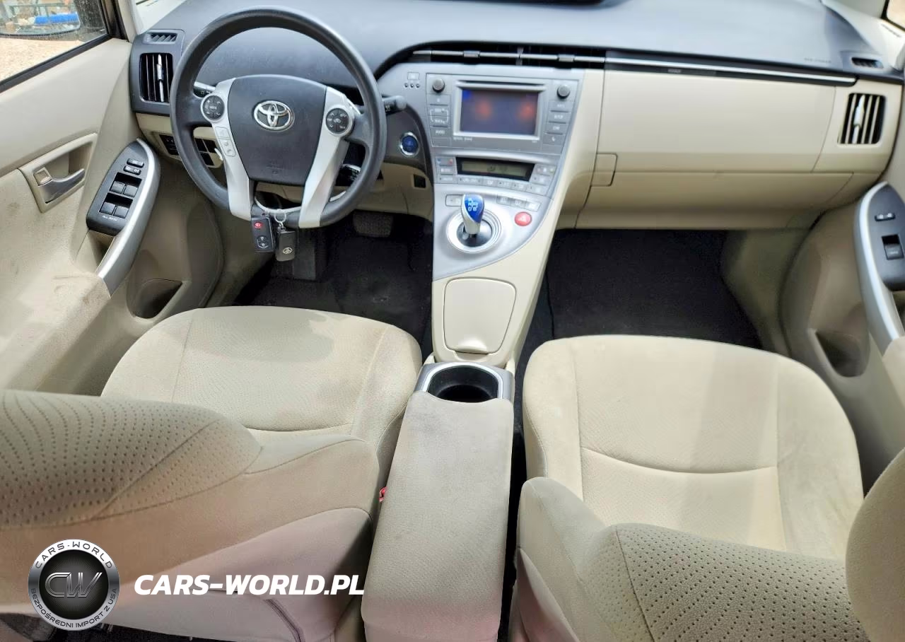 2012 Toyota Prius Three VIN:JTDKN3DU5C5433331 - 8