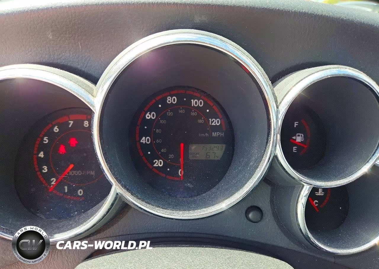 2005 Toyota Corolla Matrix Xr VIN:2T1KR32E15C413602 - 9