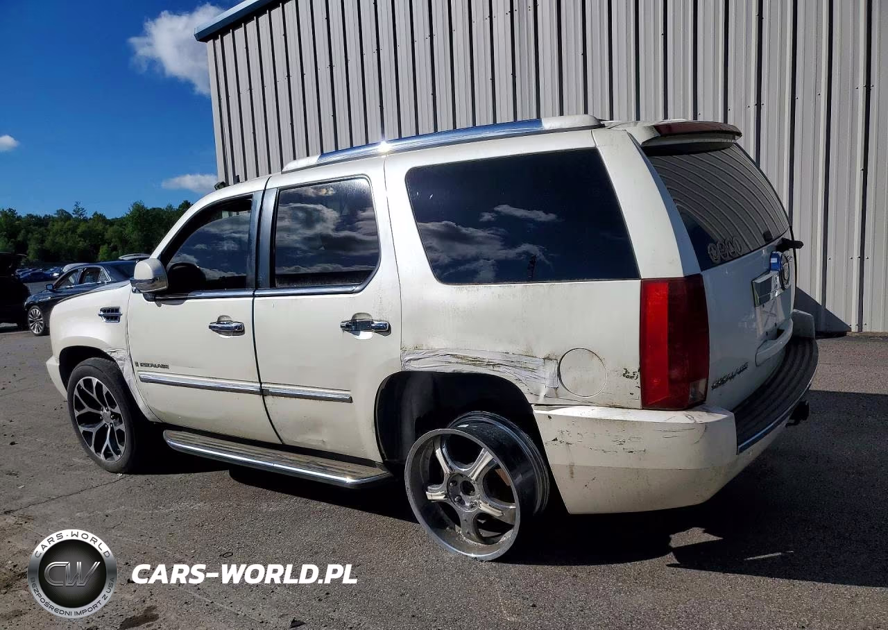 2007 Cadillac Escalade Luxury VIN:1GYFK63877R201404 - 2