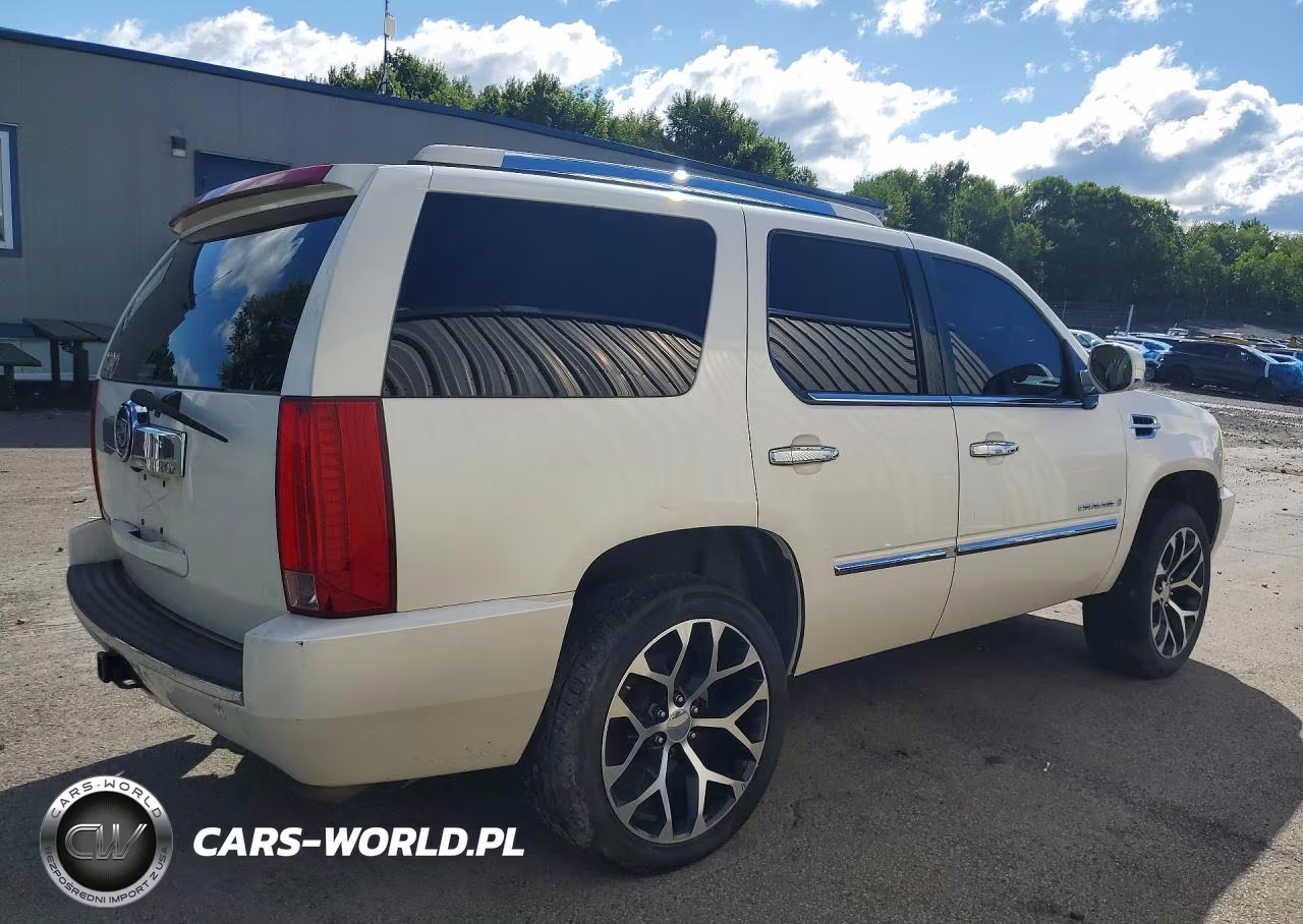 2007 Cadillac Escalade Luxury VIN:1GYFK63877R201404 - 3