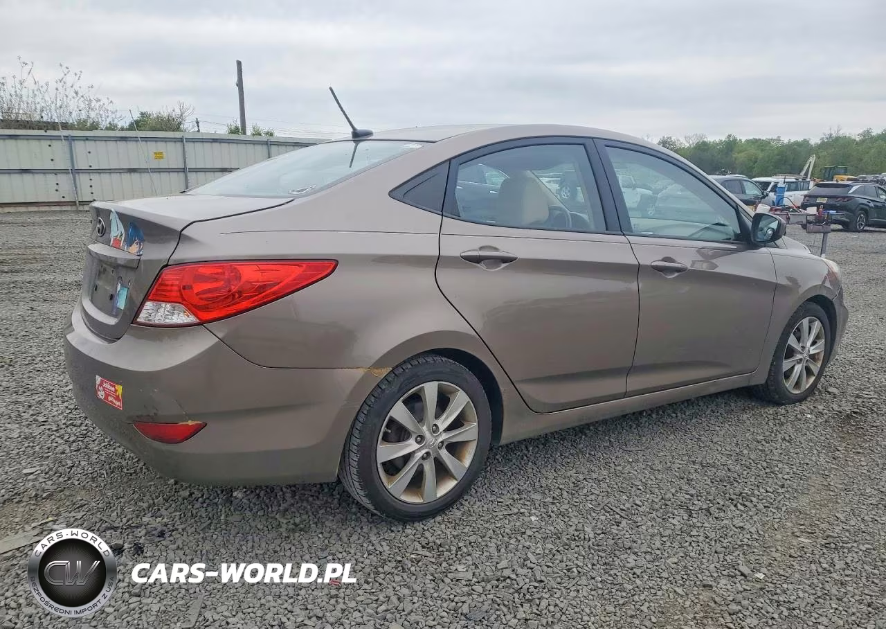 2012 Hyundai Accent Gls VIN:KMHCU4AEXCU081097 - 3