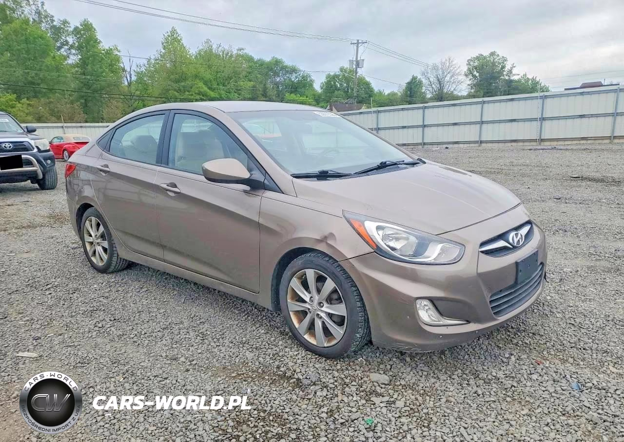 2012 Hyundai Accent Gls VIN:KMHCU4AEXCU081097 - 4