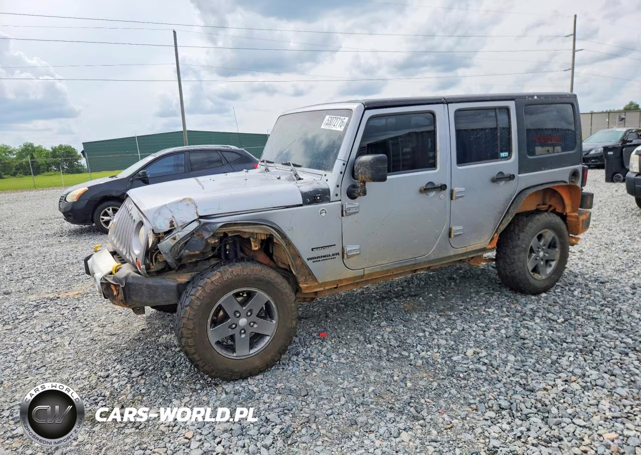 2013 Jeep Wrangler Unlimited Sport – zdjęcie 1 z 13