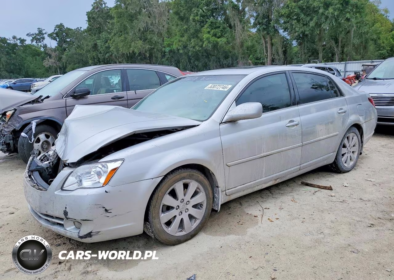 2005 Toyota Avalon Xls