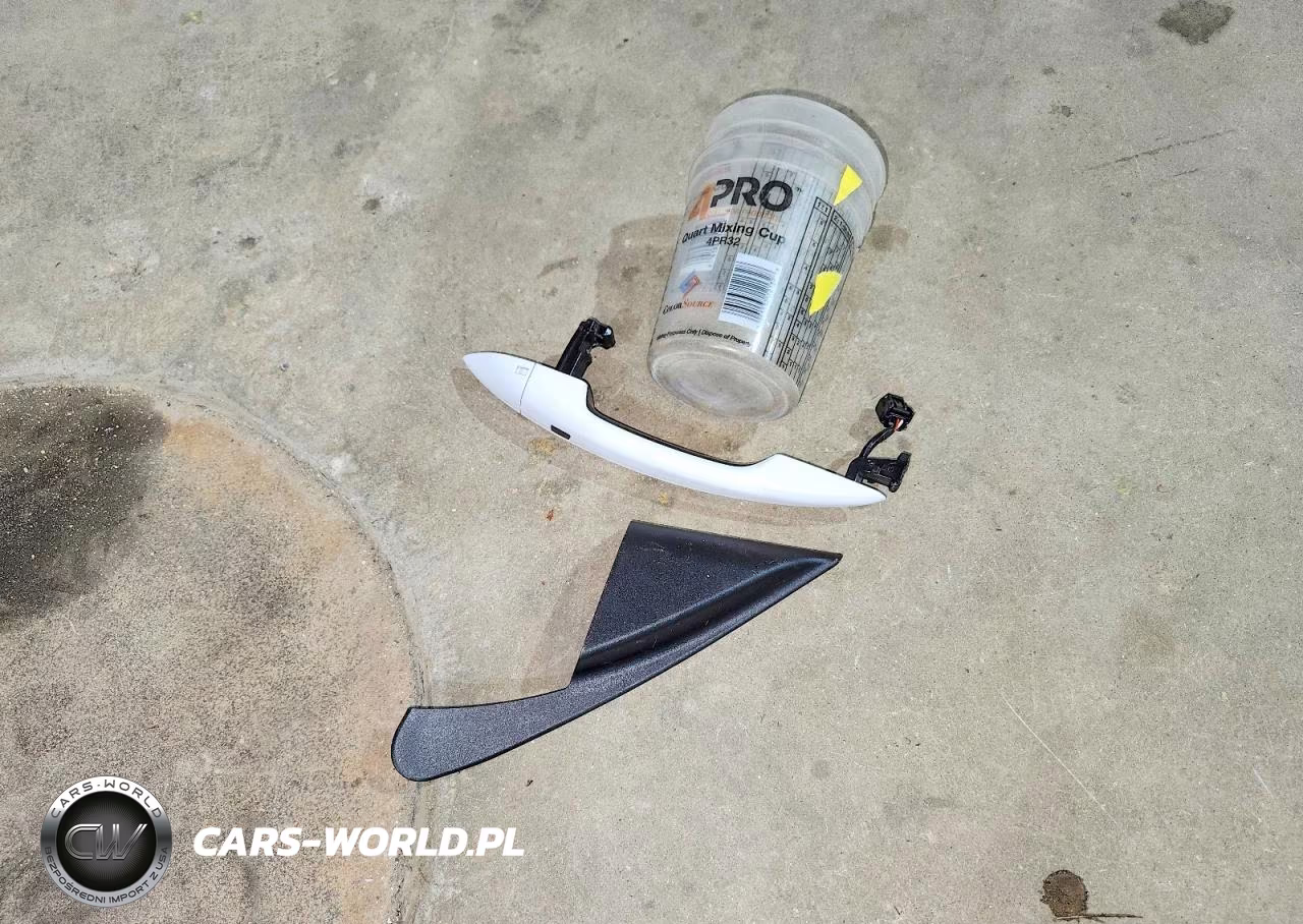 2025 Hyundai Elantra Sel VIN:KMHLS4DG3SU909802 - 12