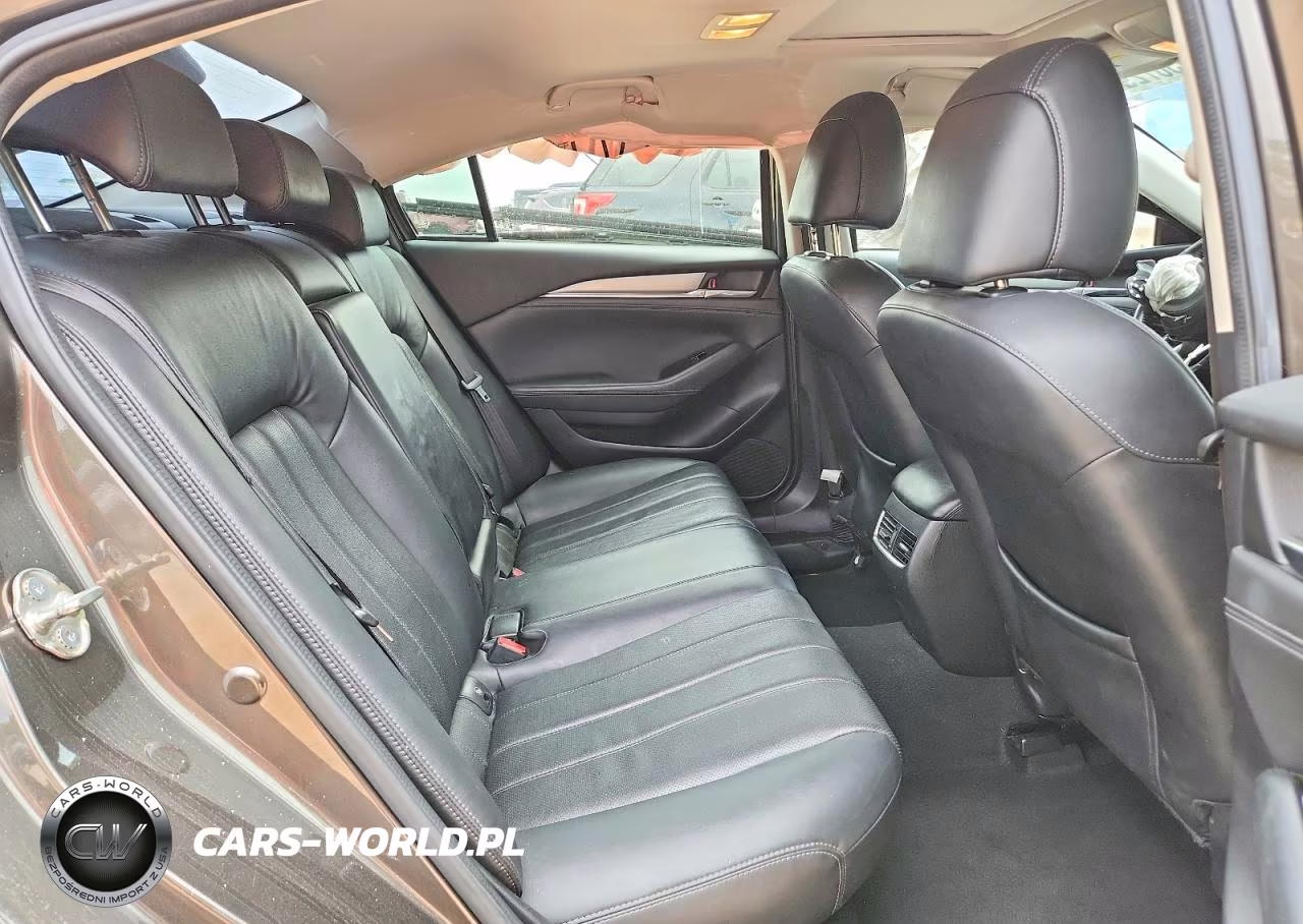 2018 Mazda 6 Touring VIN:JM1GL1VM0J1308689 - 10
