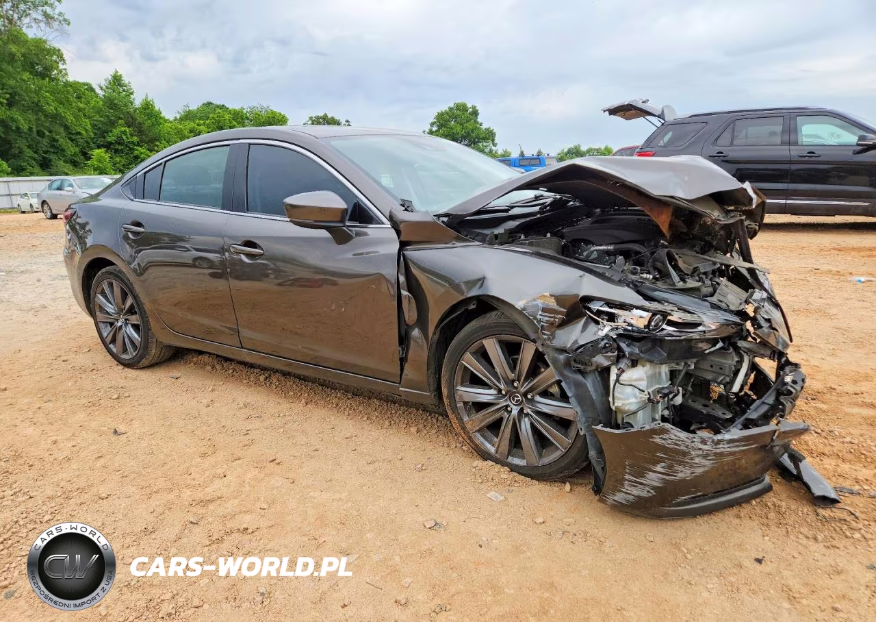 2018 Mazda 6 Touring VIN:JM1GL1VM0J1308689 - 4